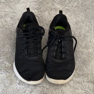 Nike Black and White Women's Sneakers